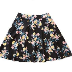 ASHLEY NELL TIPTON FLORAL SKIRT